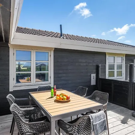 Holiday home Elea - 394m From The Sea By Interhome *